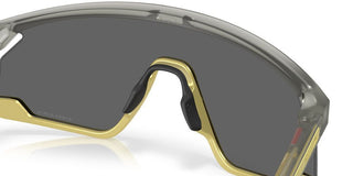 Oakley Bxtr Metal Oo 9237 Men Grey Shield Sunglasses
