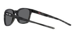 Oakley OJECTOR OO 9018 men Black Squared Sunglasses